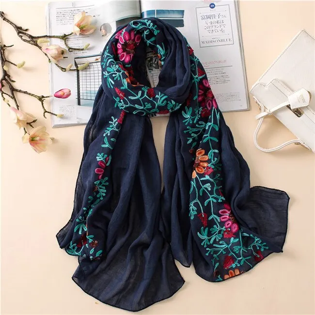 Christmas Gift 2021 Plain Embroider Floral Viscose Shawl Scarf From Indian Bandana Print Cotton Scarves and Wraps Soft Foulard Muslim Hijab Cap
