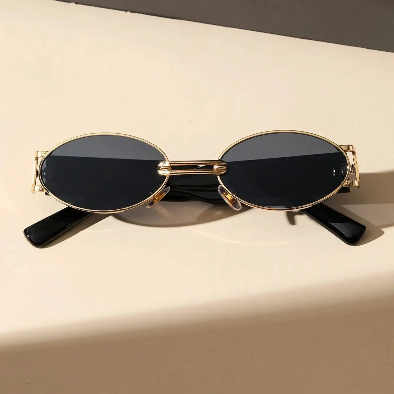 Cora Retro Shades