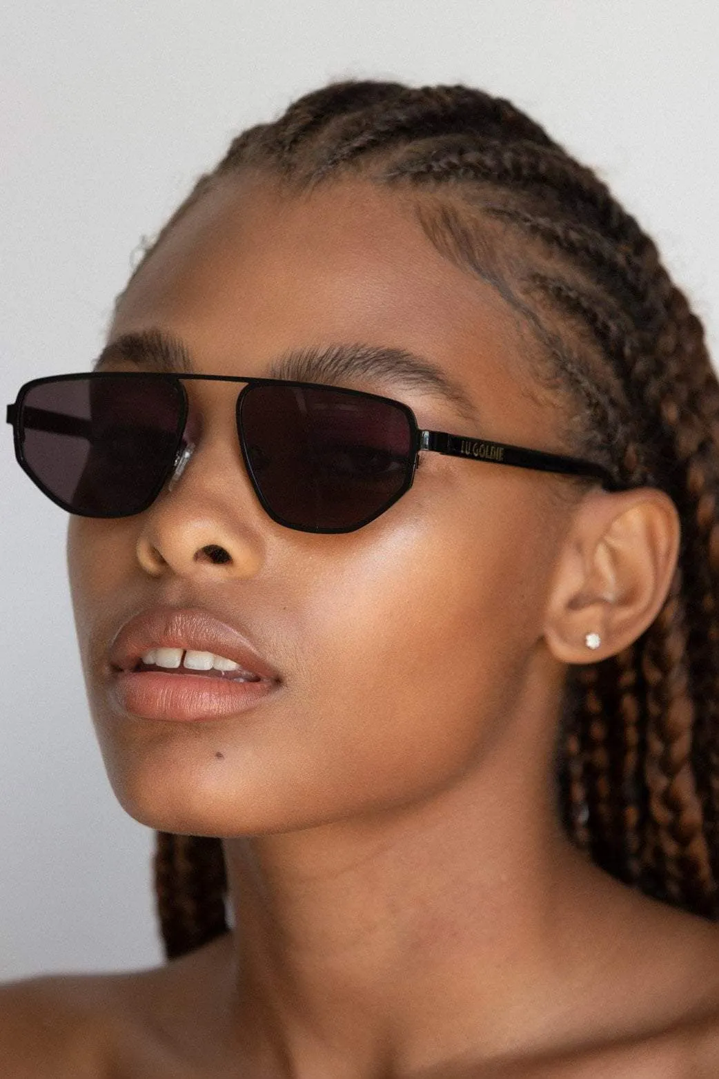 LU GOLDIE VICTOIRE SUNGLASSES - BLACK